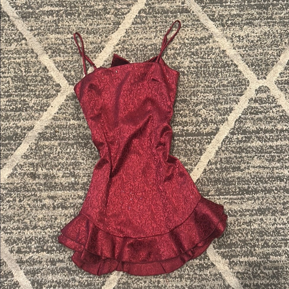 Elegant Red Sleeveless Dress